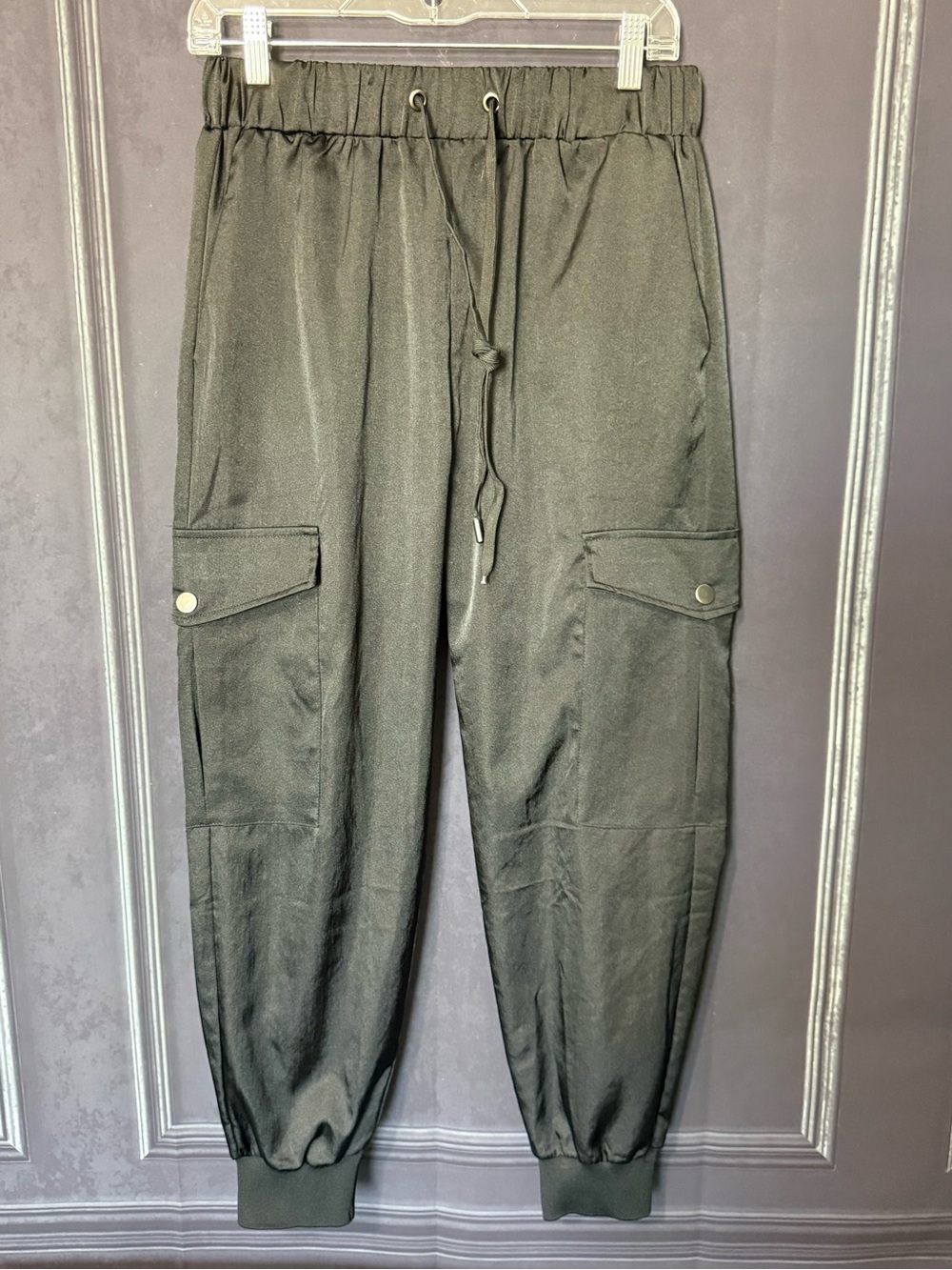 easel black Cargo Joggers